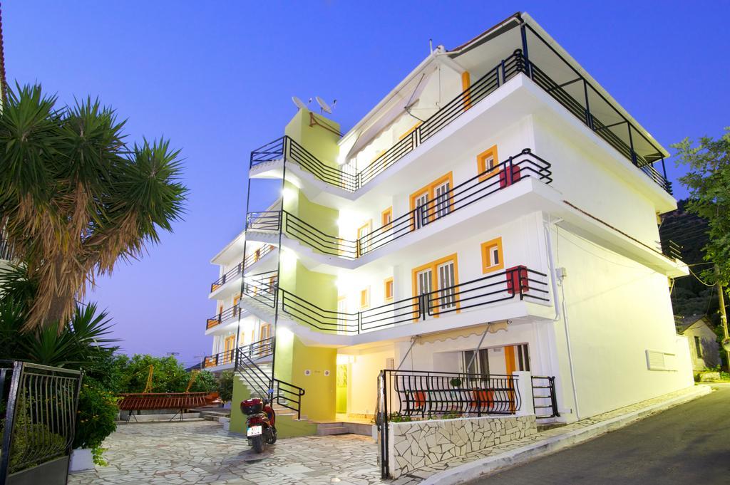 Remezzo Apartments Sami  Pokój zdjęcie