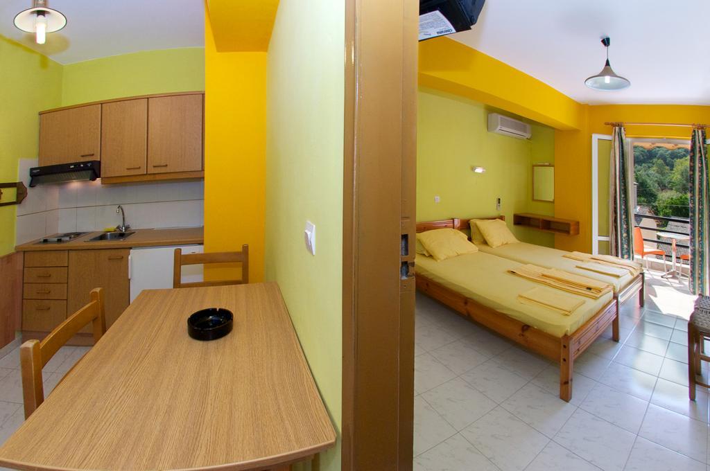 Remezzo Apartments Sami  Pokój zdjęcie